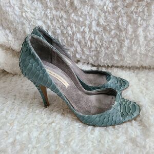 Le Soulier de jerome Lee Turquoise Snakeskin Textured Heels‎